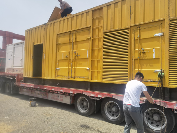 延平发电机出租100KW发电机需要什么规格的电缆线？