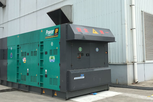 延平燃油滤清器的更换流程是怎样的？