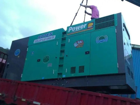 延平柴油发电机组转速不稳定时，如何对发动机进行维护？