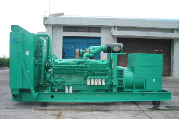 延平工厂发电机应急发电时如何更准确地检查发电机状态？