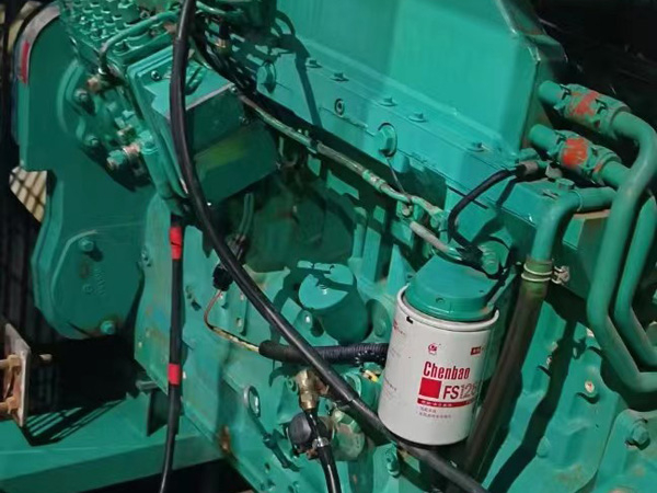 延平如何确定新的发电机组控制系统是否与原系统兼容？